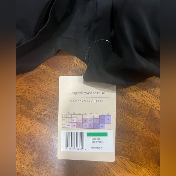 NWT! True & Co | True Body Lift Full V-Neck
Bralette | Black | Large - Picture 5 of 6